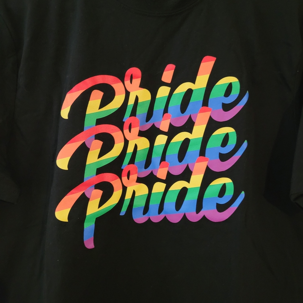 Medium Pride Tee Nwt - image 5